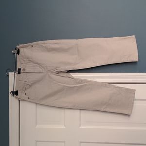 Crop khaki pants